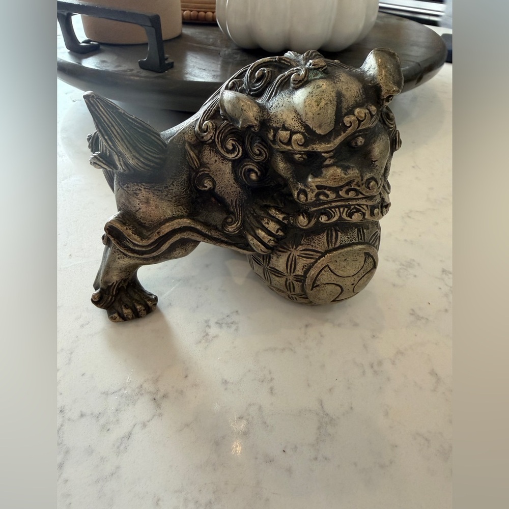 Vintage Brass Foo Dog Statue – 1 lb 7 oz – Guardian Lion Holding Brocade Ball